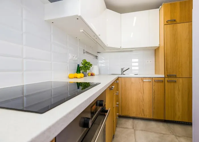 Shortstaypoland Chlodna شقة