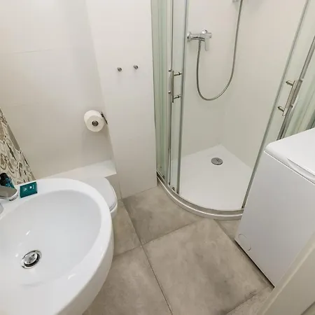 Shortstaypoland Chlodna Apartment Warschau